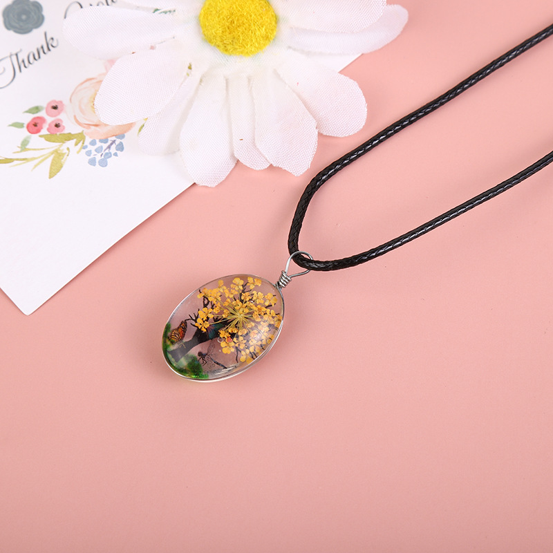 Real Dried Flower Baby's Breat - Birth Flower Necklace avaliação e preço