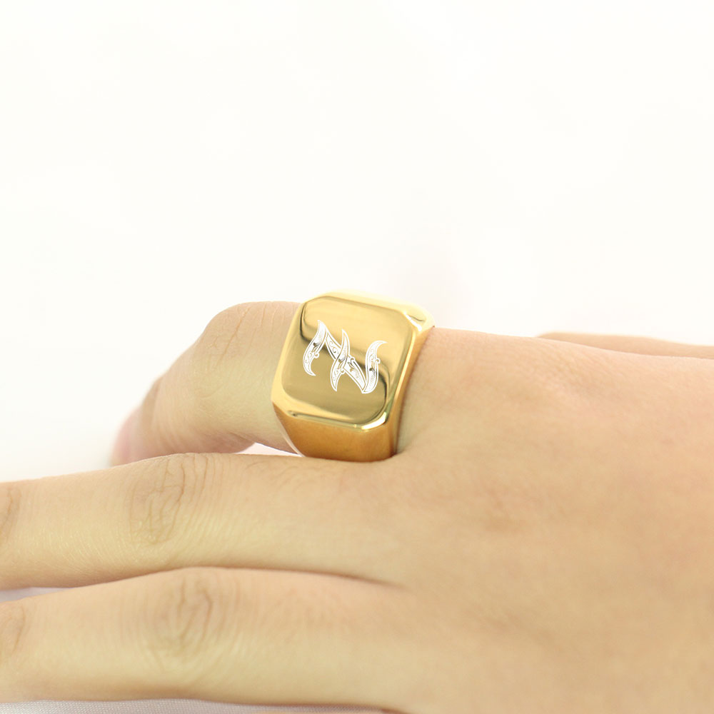 Gold Tone Mens Big Letter Ring - Initial Ring Custom avaliação e preço