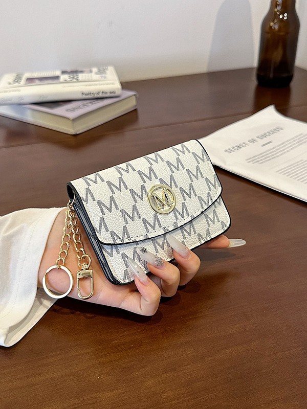 Retro Monogram Print Faux Leat - Monogram Keychain Leather avaliação e preço