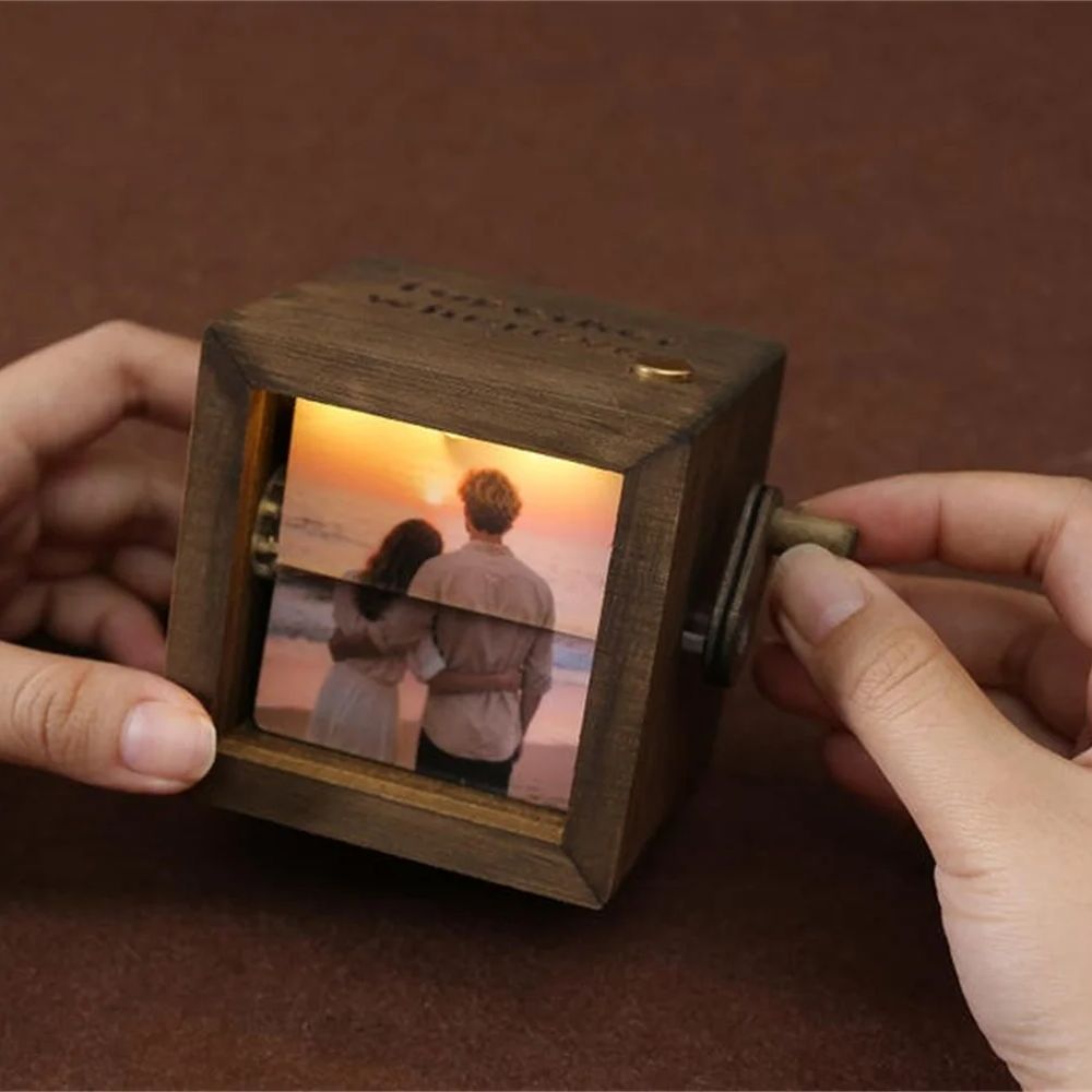 Custom Flipbook Photo Frame Pe - Engraved Wood Frame avaliação e preço