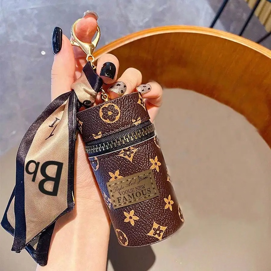 Vintage Brown Monogram Print C - Monogram Keychain Leather avaliação e preço