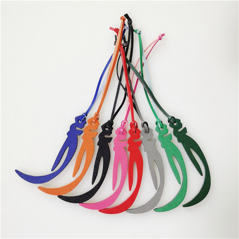 Natural Leather Keychain with  - Monogram Keychain Leather avaliação e preço